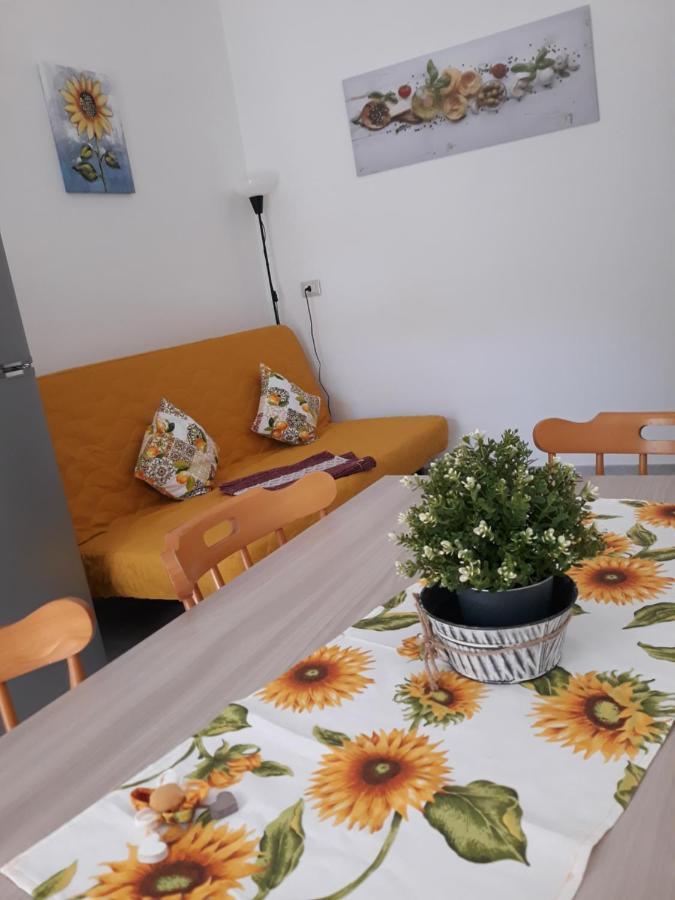Holiday House Marlin Джардини-Наксос Экстерьер фото