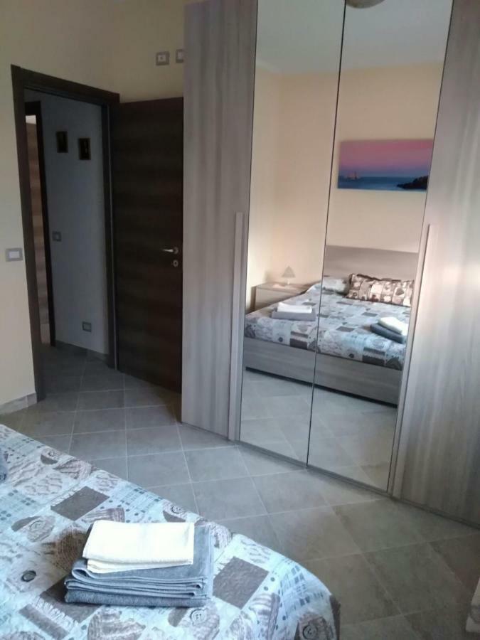 Holiday House Marlin Джардини-Наксос Экстерьер фото