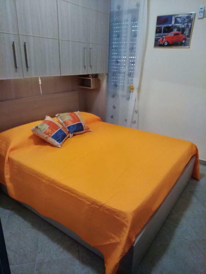 Holiday House Marlin Джардини-Наксос Экстерьер фото